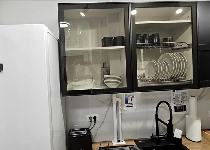 Like Stirbei * Bucureşti