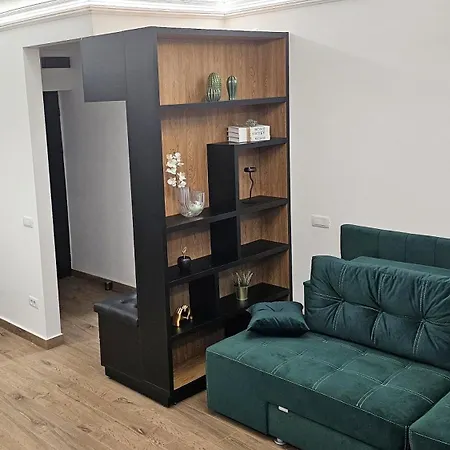 Like Stirbei * Bucarest