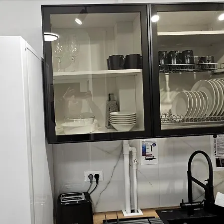 Like Stirbei * Bucarest